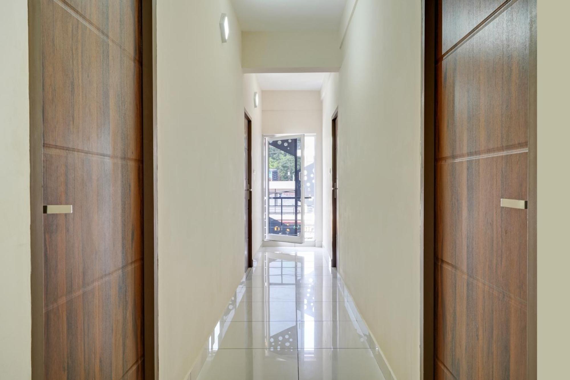 Gypsy Hotel Cusat Kochi Dış mekan fotoğraf