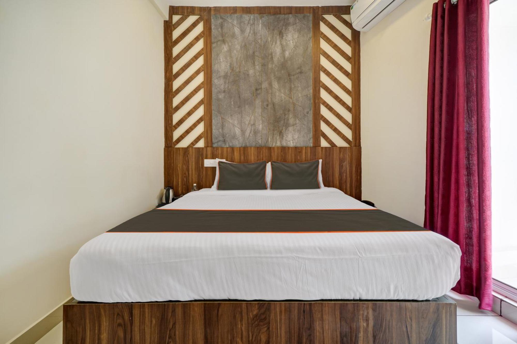 Gypsy Hotel Cusat Kochi Dış mekan fotoğraf