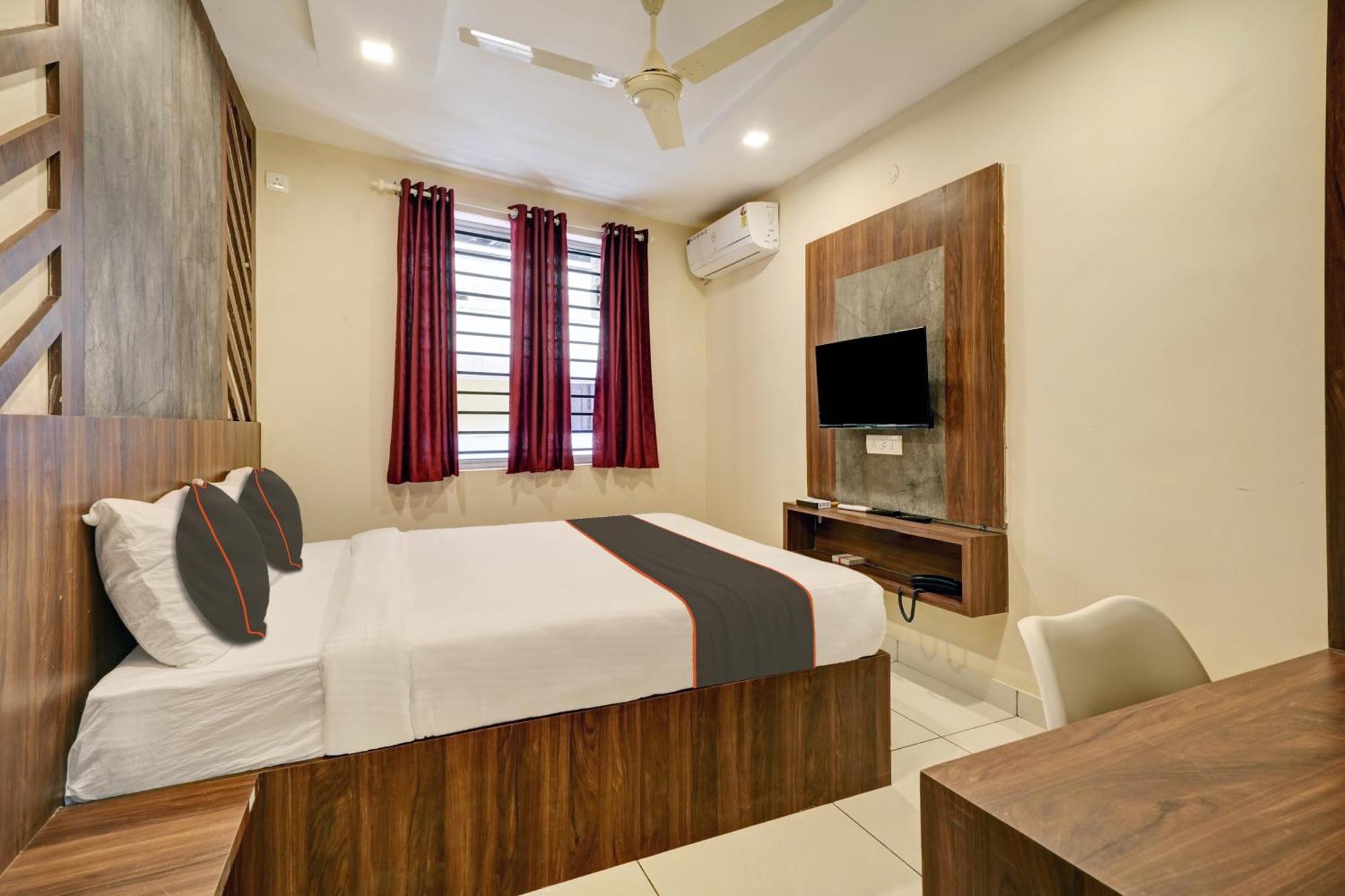 Gypsy Hotel Cusat Kochi Dış mekan fotoğraf