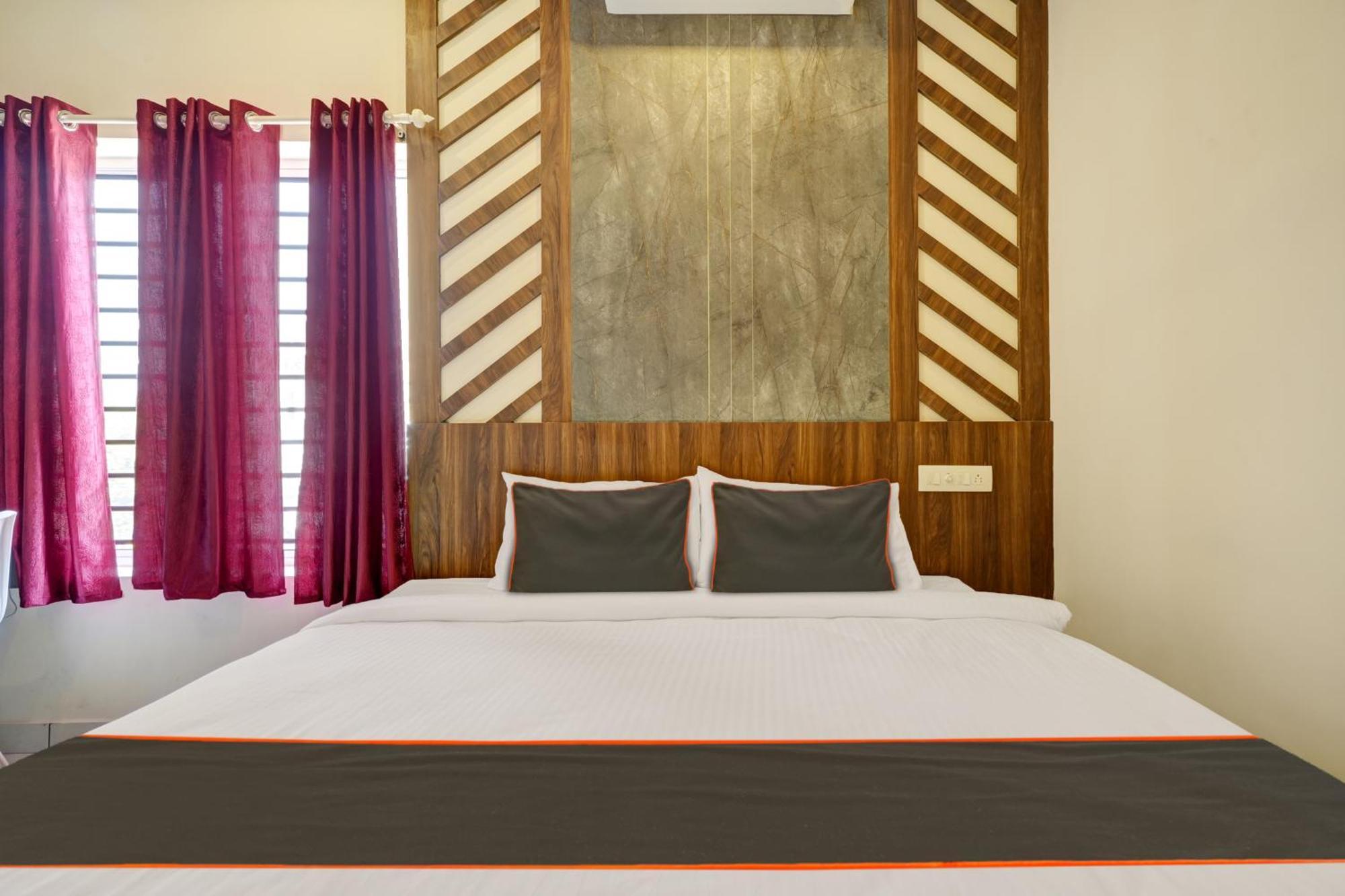 Gypsy Hotel Cusat Kochi Dış mekan fotoğraf