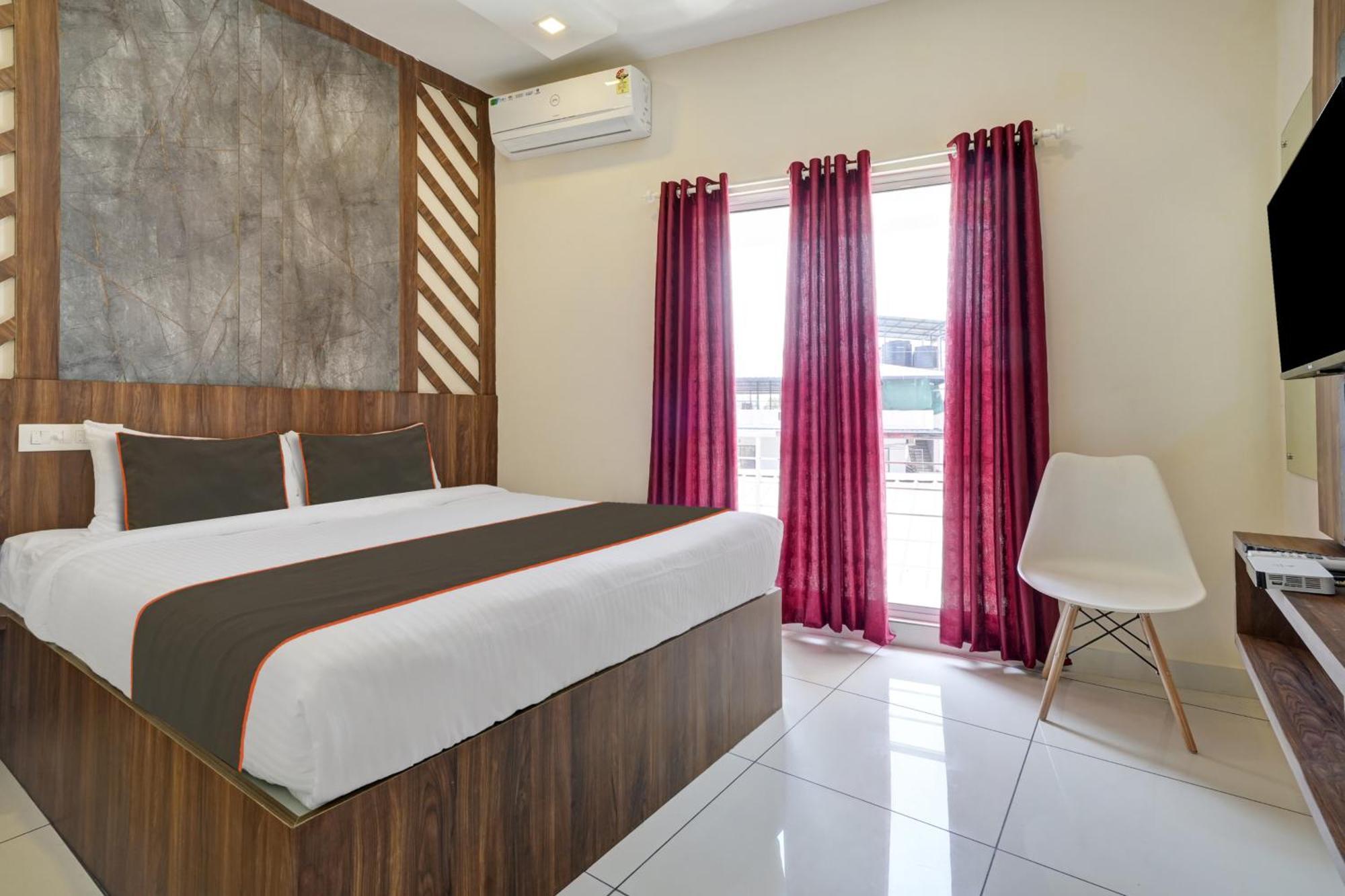 Gypsy Hotel Cusat Kochi Dış mekan fotoğraf