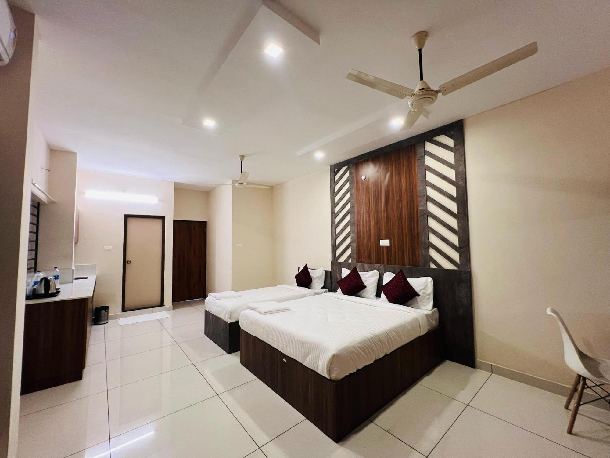 Gypsy Hotel Cusat Kochi Dış mekan fotoğraf
