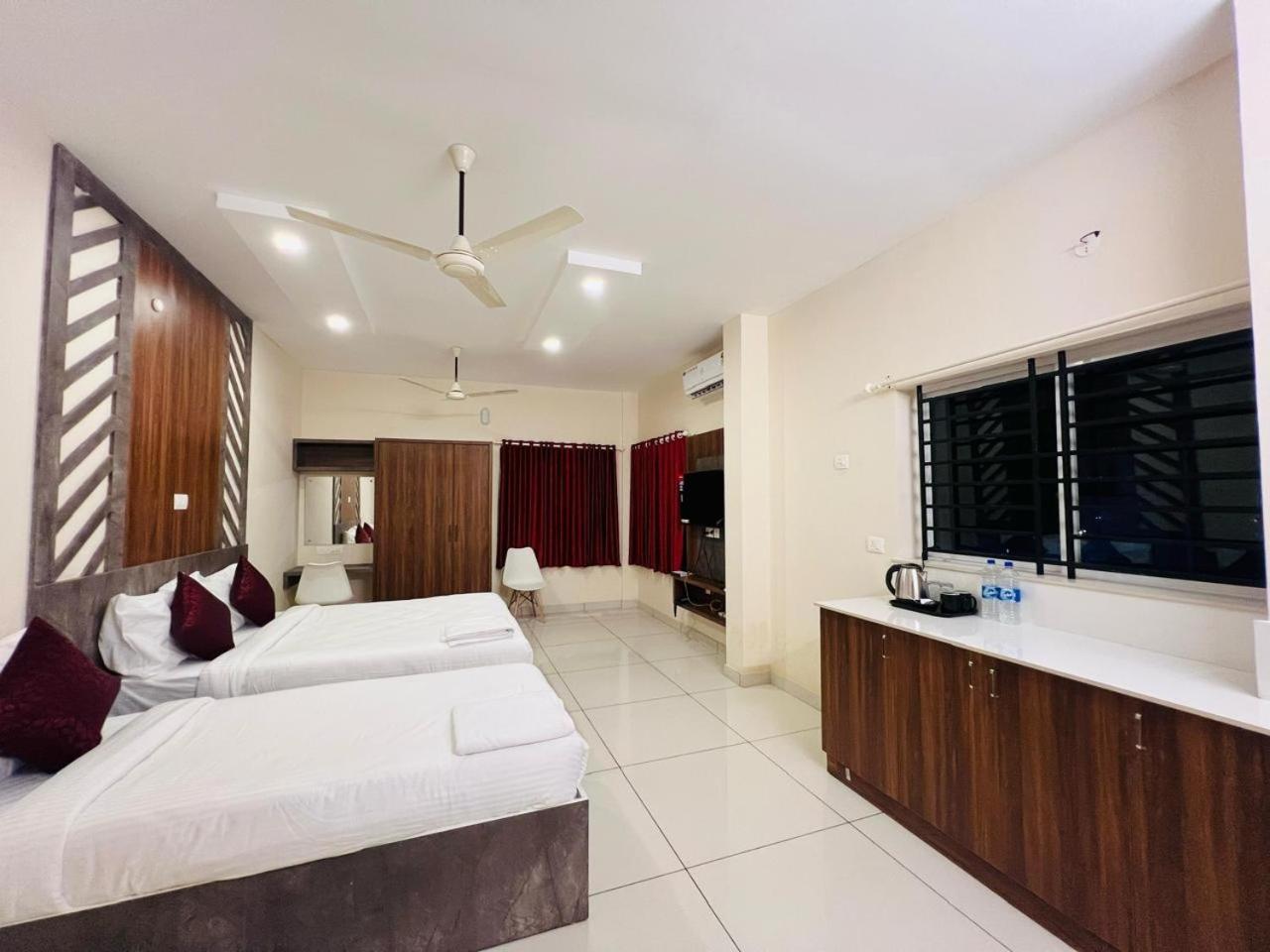 Gypsy Hotel Cusat Kochi Dış mekan fotoğraf